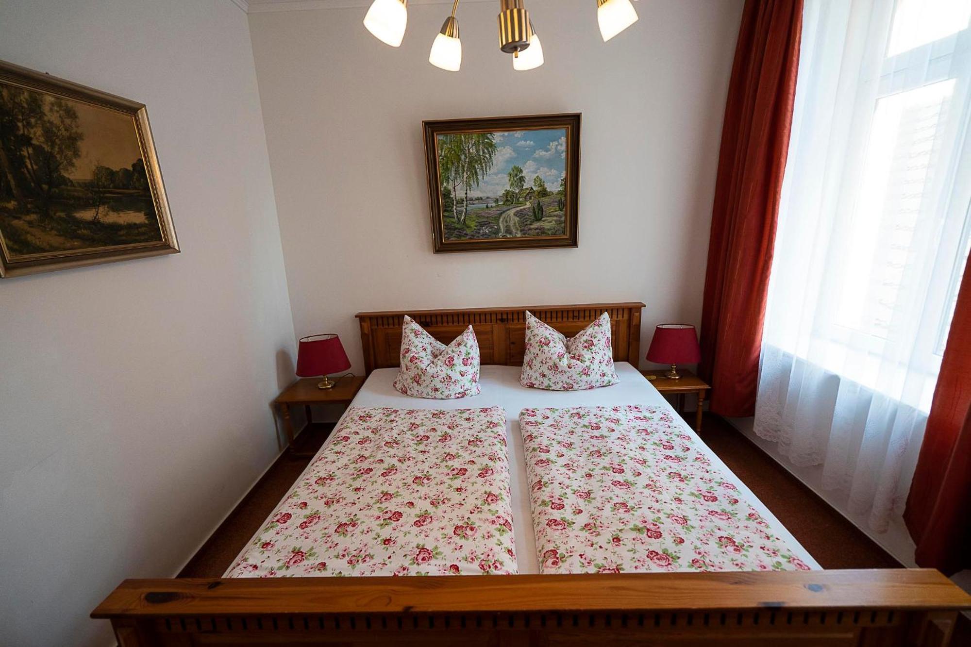 Pension Am Dom Schwerin  Phòng bức ảnh